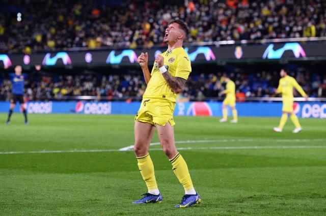 黄潜送人头助曼联出线 埃梅里再一次卫冕欧联杯？